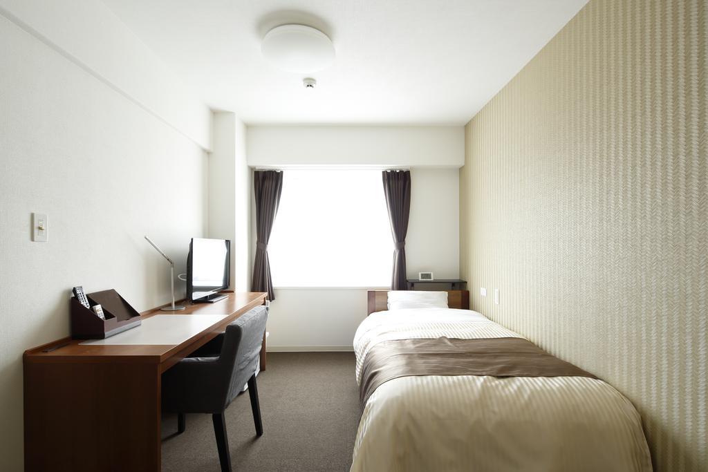 Kyou Bar Lounge & Inn Sendai Buitenkant foto