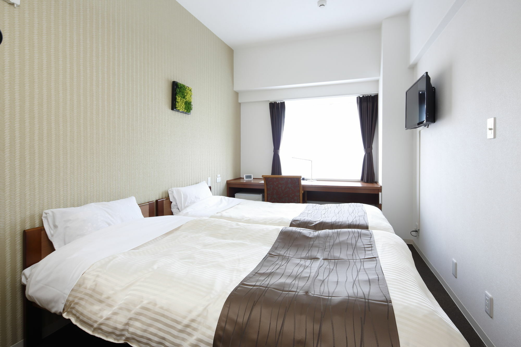 Kyou Bar Lounge & Inn Sendai Buitenkant foto