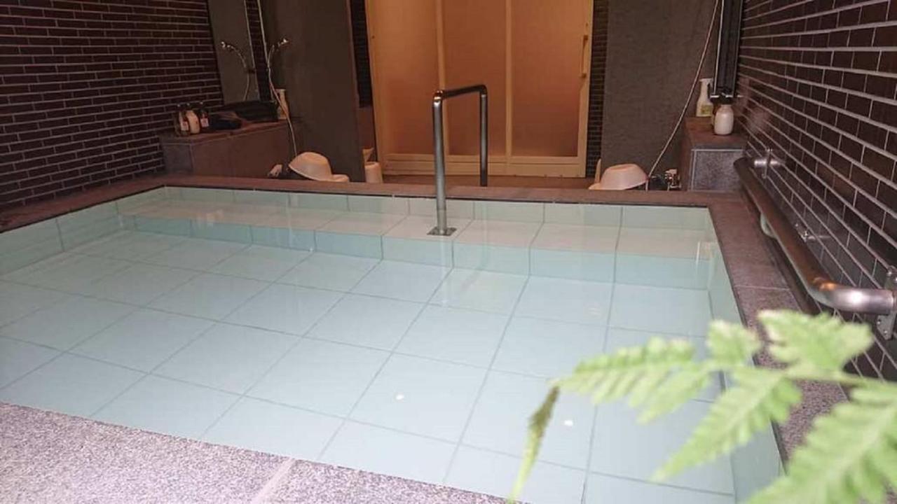 Kyou Bar Lounge & Inn Sendai Buitenkant foto