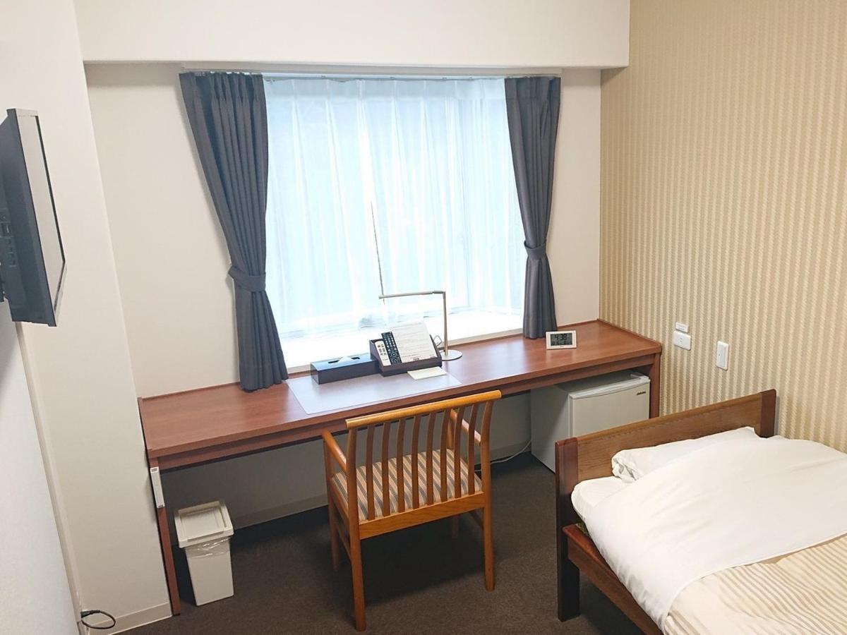 Kyou Bar Lounge & Inn Sendai Buitenkant foto